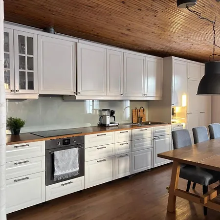 Tiiro Villa *